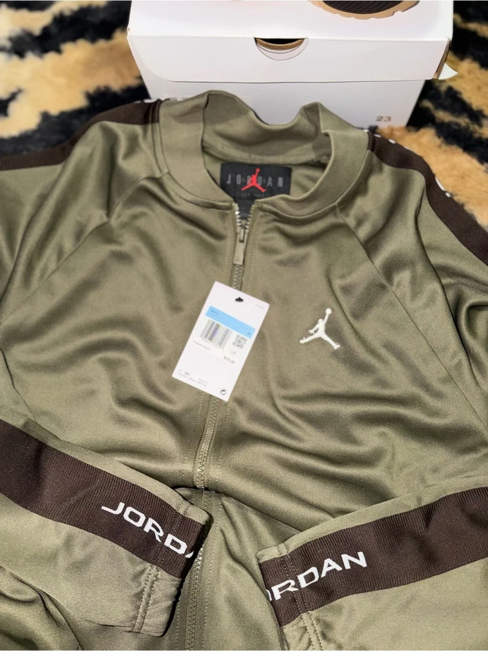 Jordan Men’s Air Jordan 11 Retro - Brown/White & olive Jordan sweater lot of 2